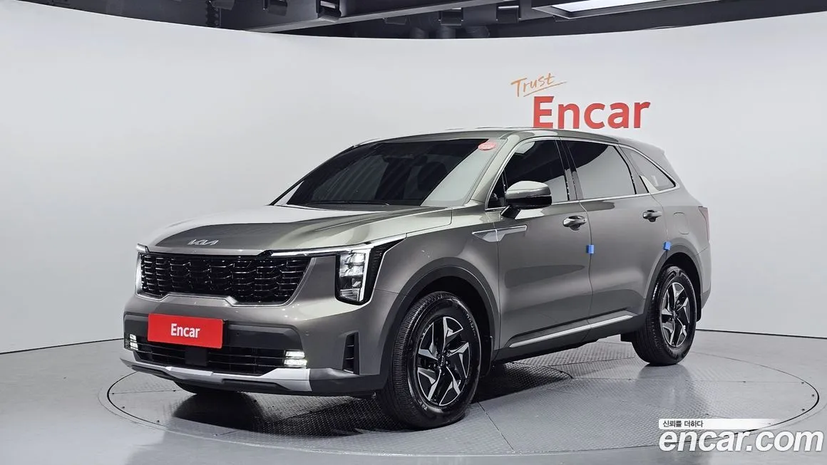 Kia Sorento — фото 1