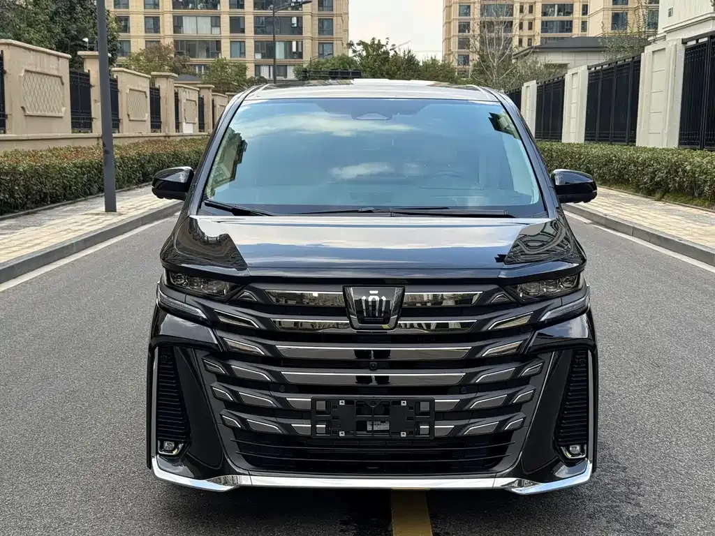 Toyota Vellfire 2024 из CN, фото 4