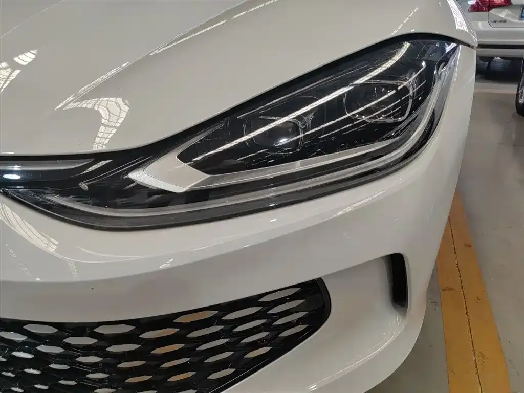Volkswagen Lamando 2023 из CN, фото 3