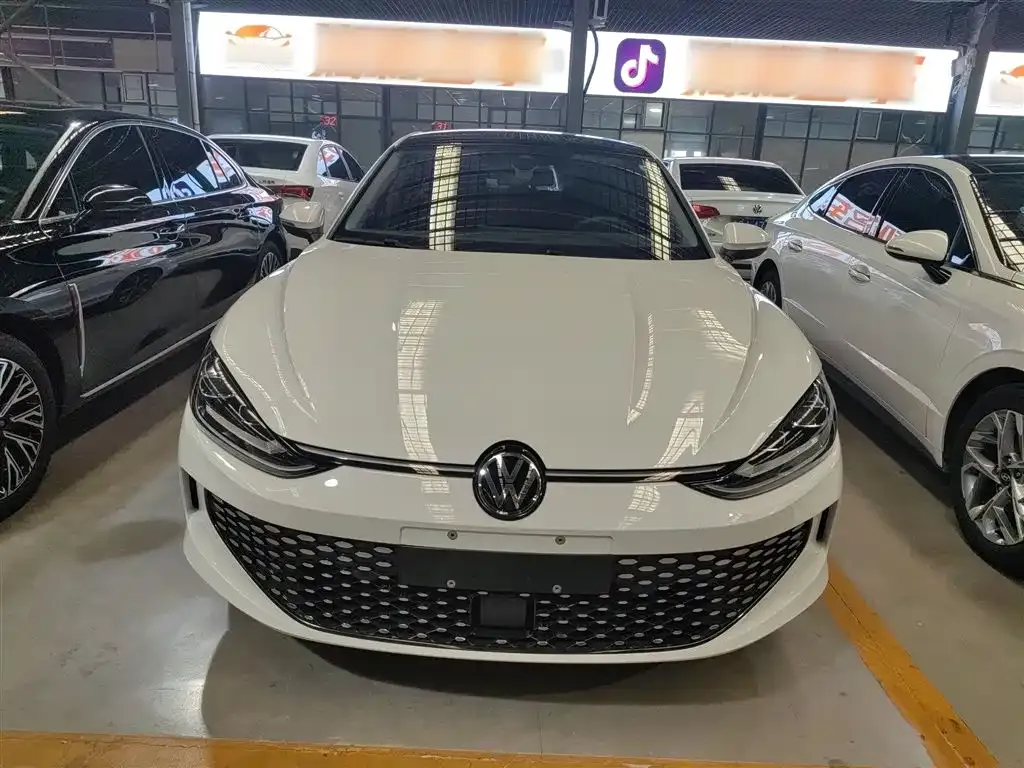 Volkswagen Lamando 2023 из CN, фото 8