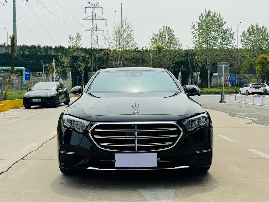 Mercedes-Benz E-Class 2024 из CN, фото 2