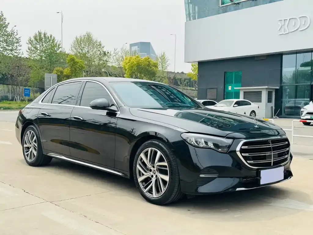 Mercedes-Benz E-Class 2024 из CN, фото 3