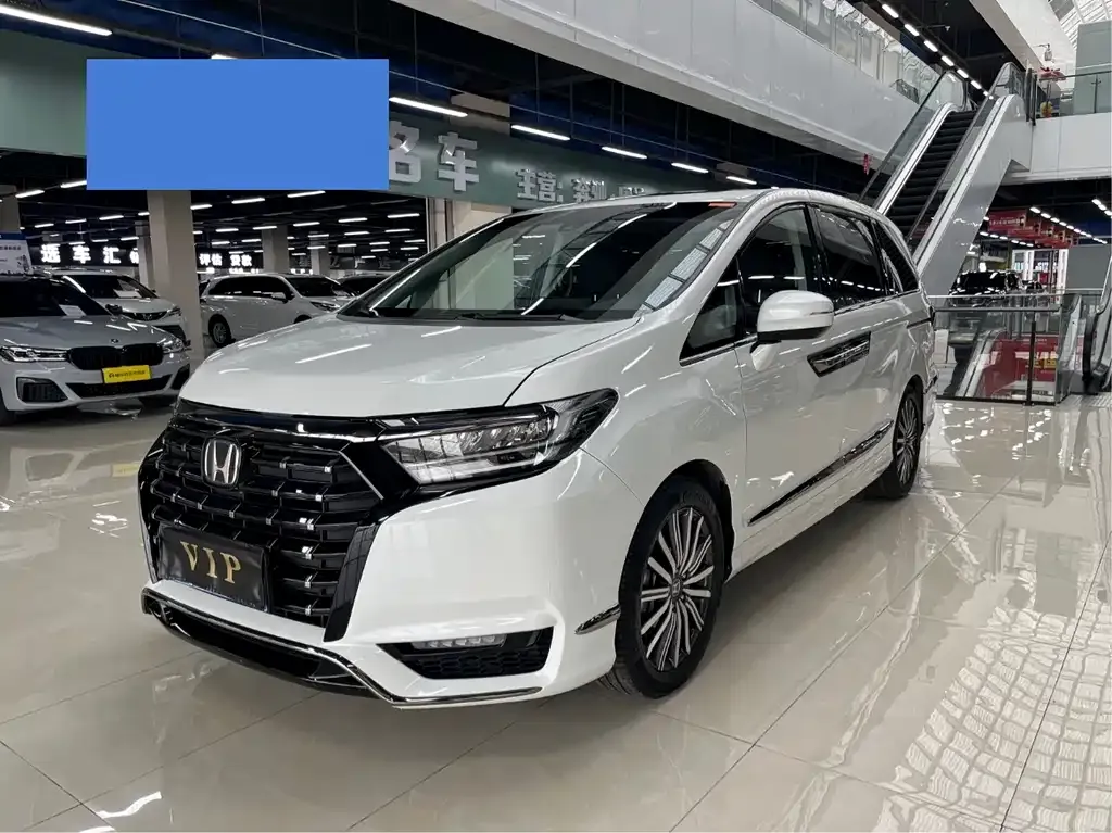 Honda Elysion 2023 из CN, фото 1