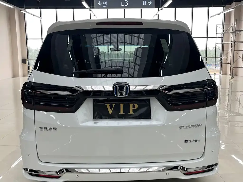 Honda Elysion 2023 из CN, фото 5