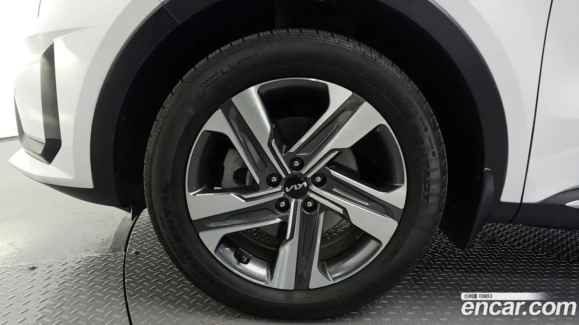 Kia Sorento — фото 5