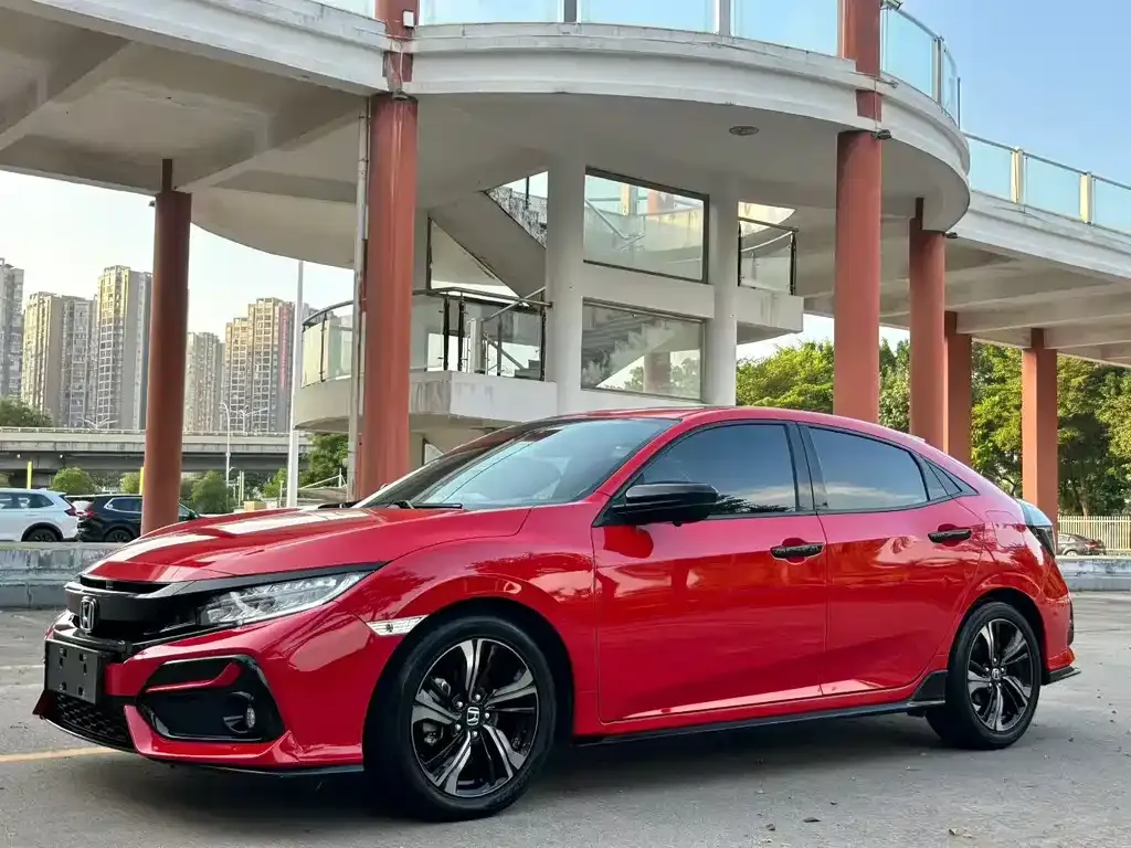 Honda Civic — фото 1