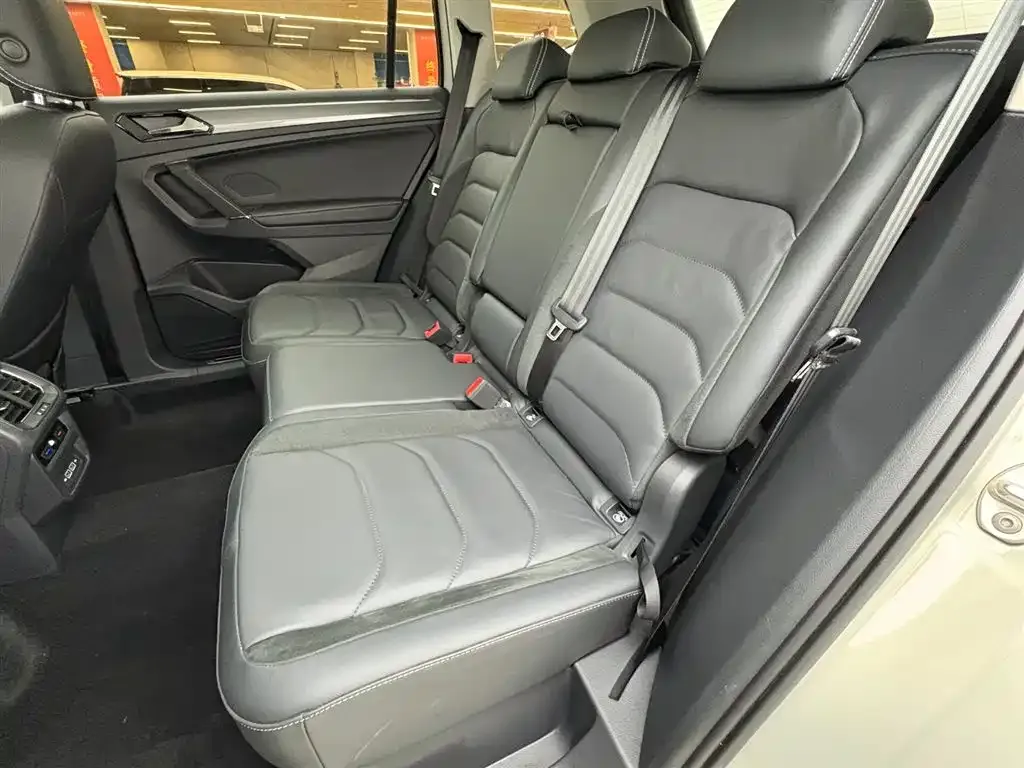 Volkswagen Tiguan L 2021 из CN, фото 7