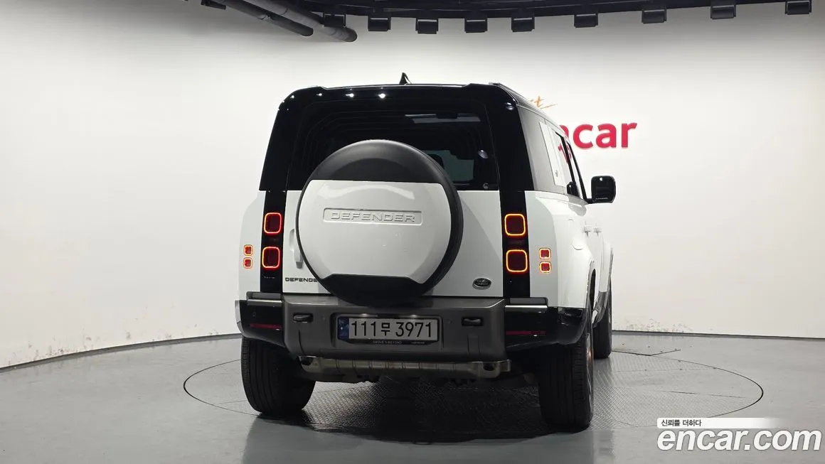 Land Rover Defender 2023 из KR, фото 4