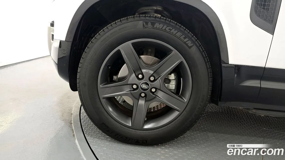 Land Rover Defender 2023 из KR, фото 5