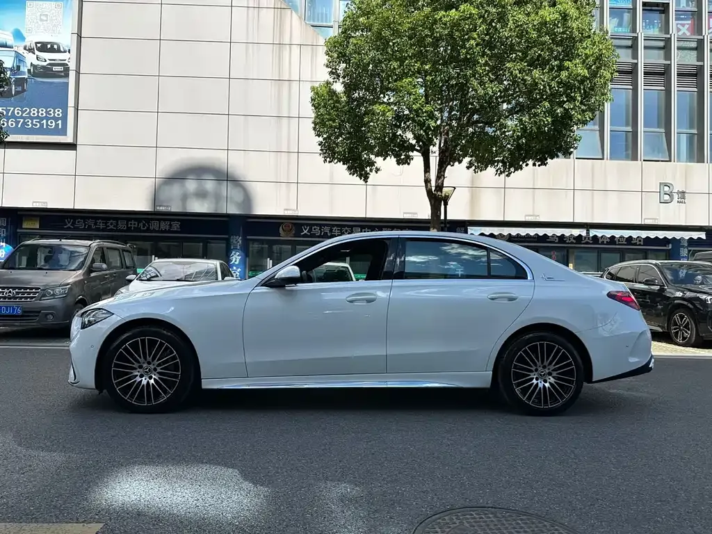 Mercedes-Benz C-Class 2023 из CN, фото 4