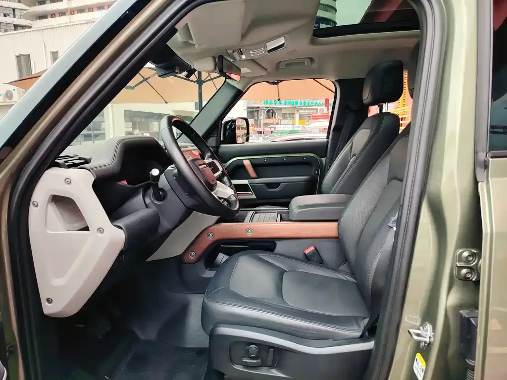 Land Rover Defender 2022 из CN, фото 10
