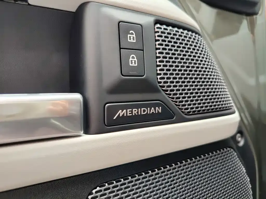 Land Rover Defender 2022 из CN, фото 8