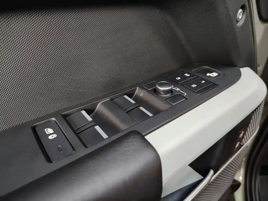 Land Rover Defender 2022 из CN, фото 9