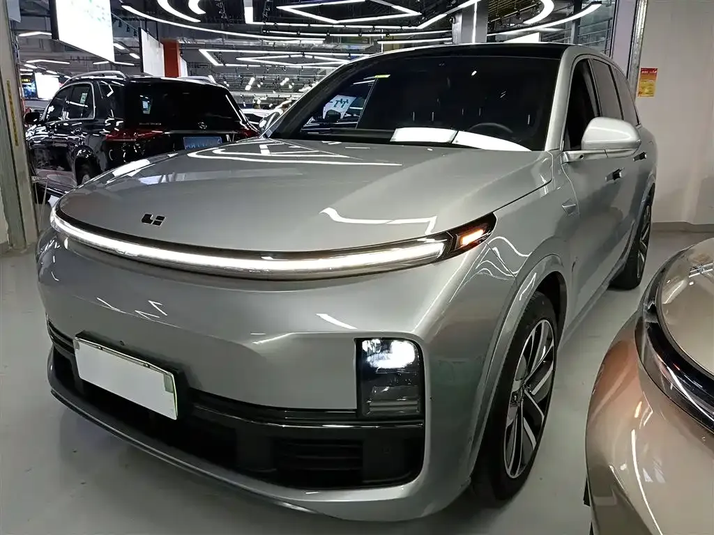 Li Auto L8 2023 из CN, фото 1