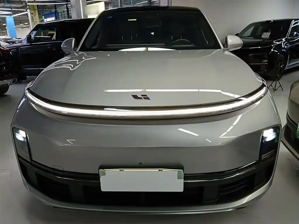 Li Auto L8 2023 из CN, фото 3