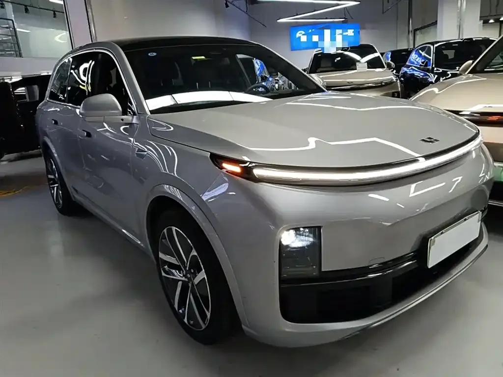 Li Auto L8 2023 из CN, фото 4