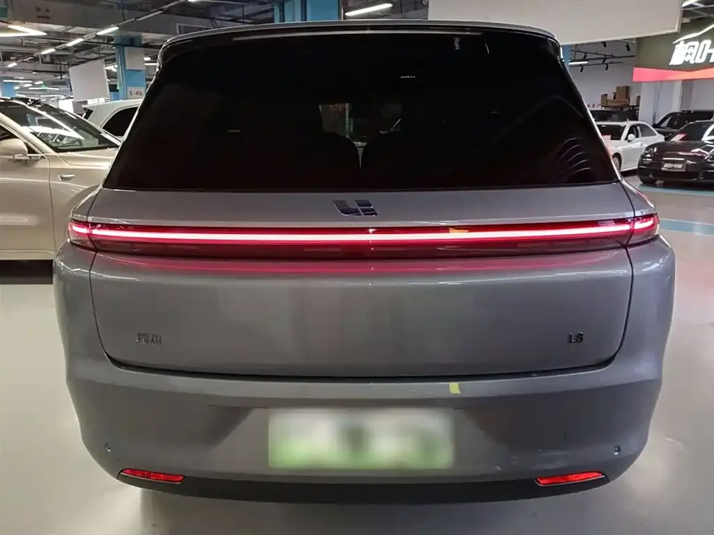 Li Auto L8 2023 из CN, фото 6