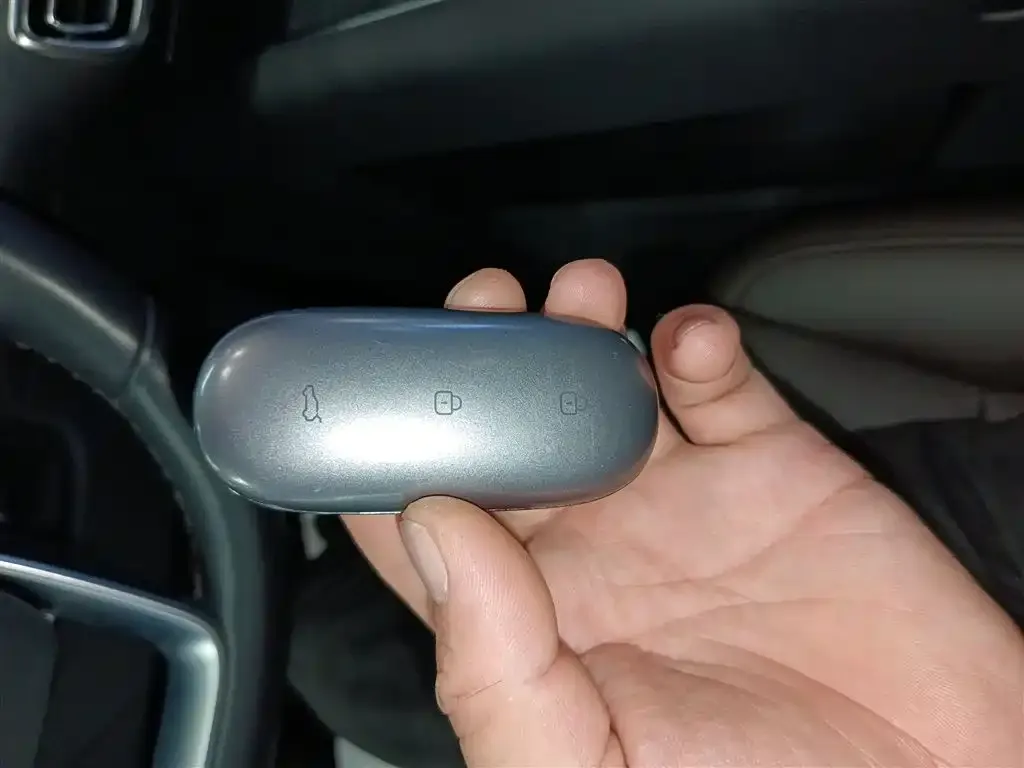 Li Auto L8 2023 из CN, фото 9