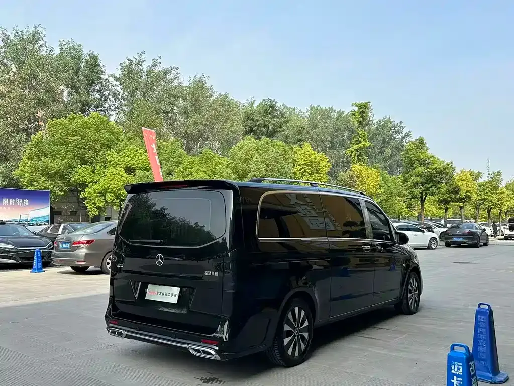 Mercedes-Benz Vito 2023 из CN, фото 4