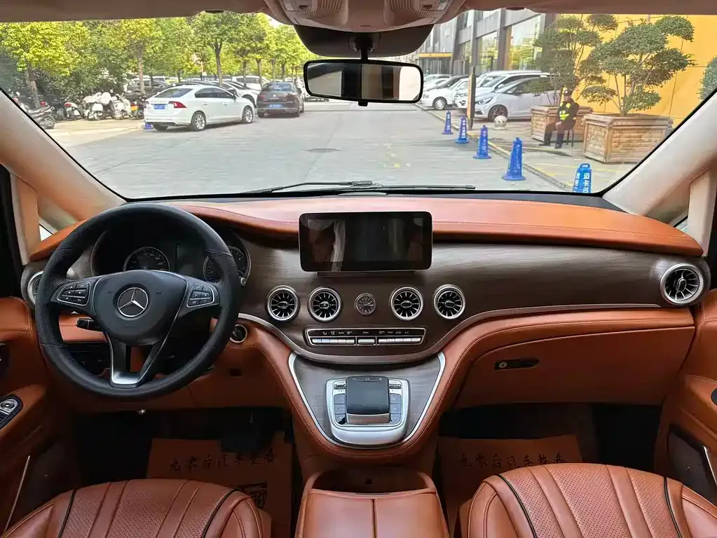Mercedes-Benz Vito 2023 из CN, фото 8