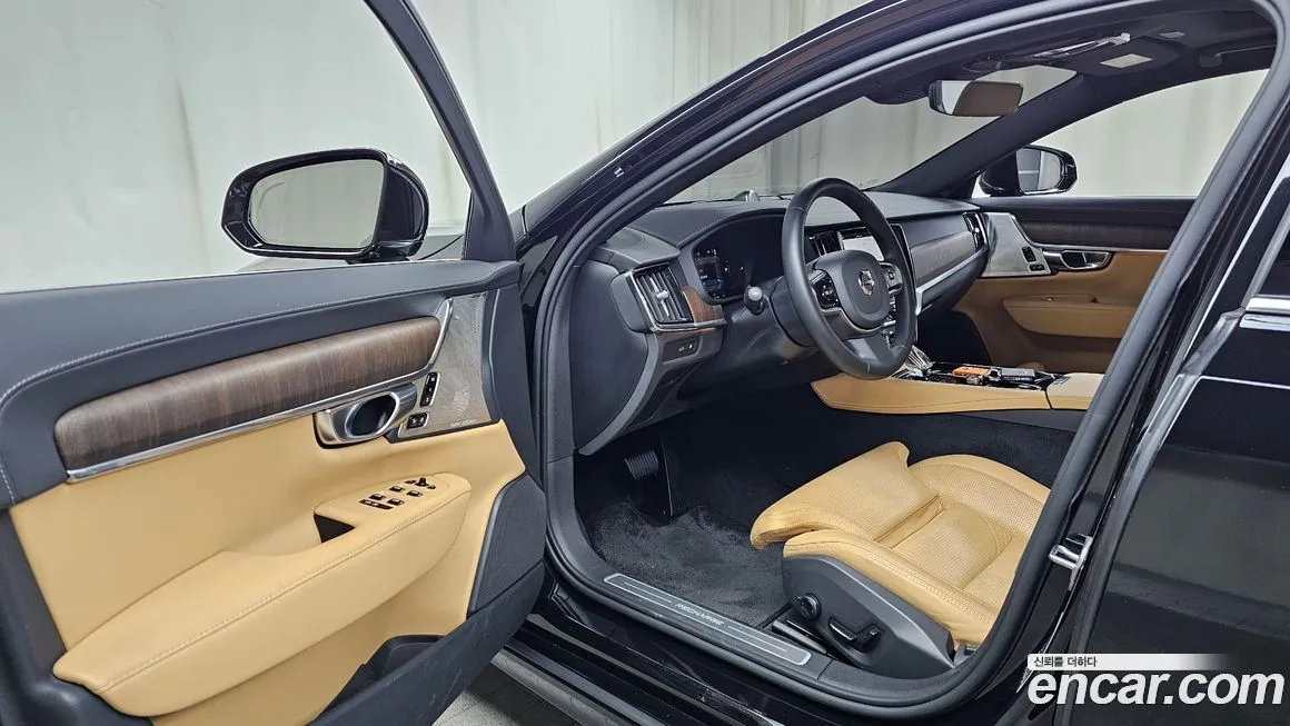 Volvo S90 2023 из KR, фото 10