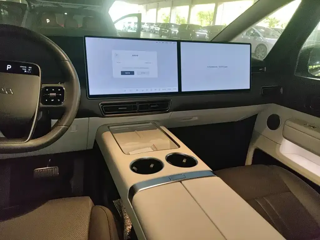 Li Auto MEGA 2024 из CN, фото 3