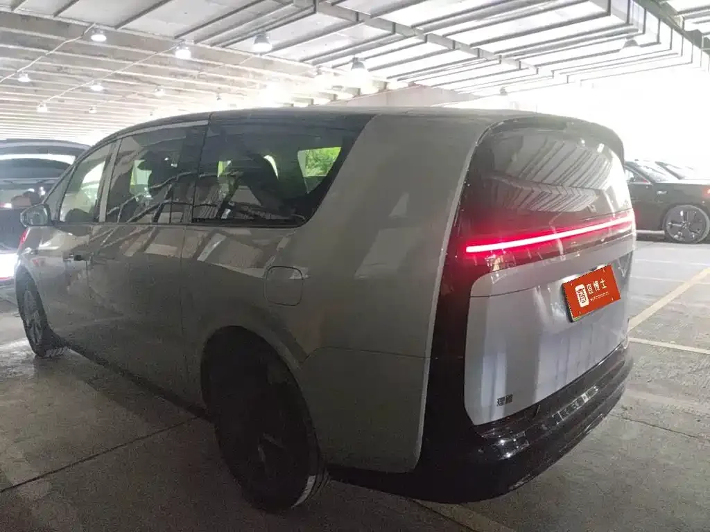 Li Auto MEGA 2024 из CN, фото 5