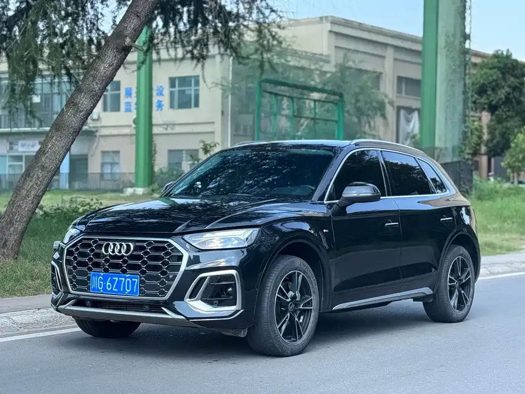 Audi Q5L 2022 из CN, фото 1