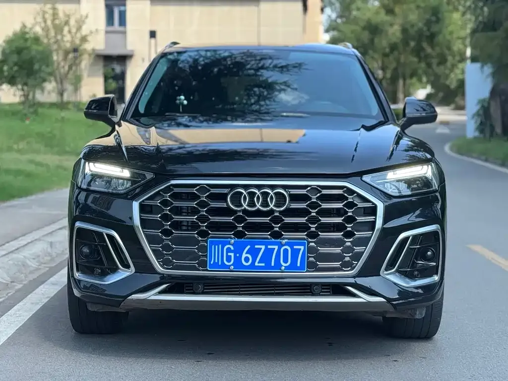 Audi Q5L 2022 из CN, фото 5