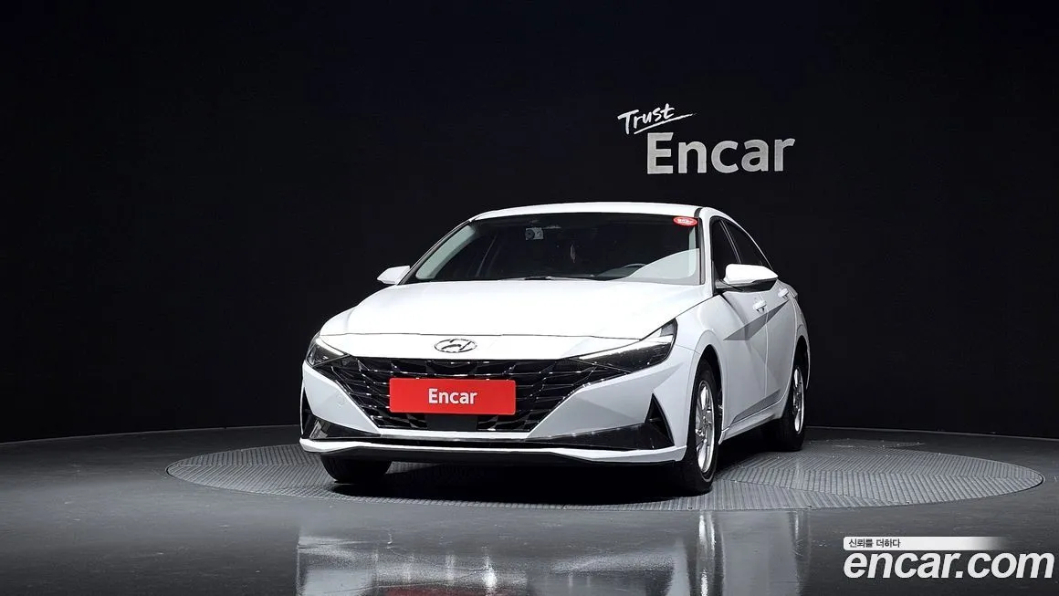 Hyundai AVANTE — фото 3
