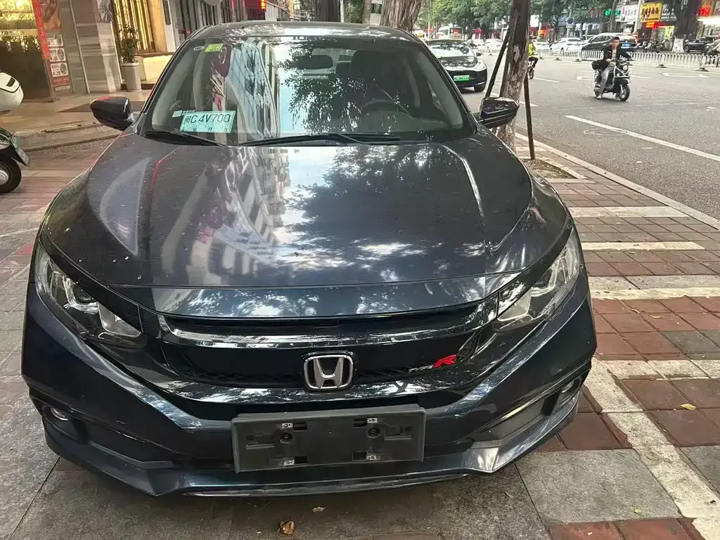 Honda Civic 2021 из CN, фото 2