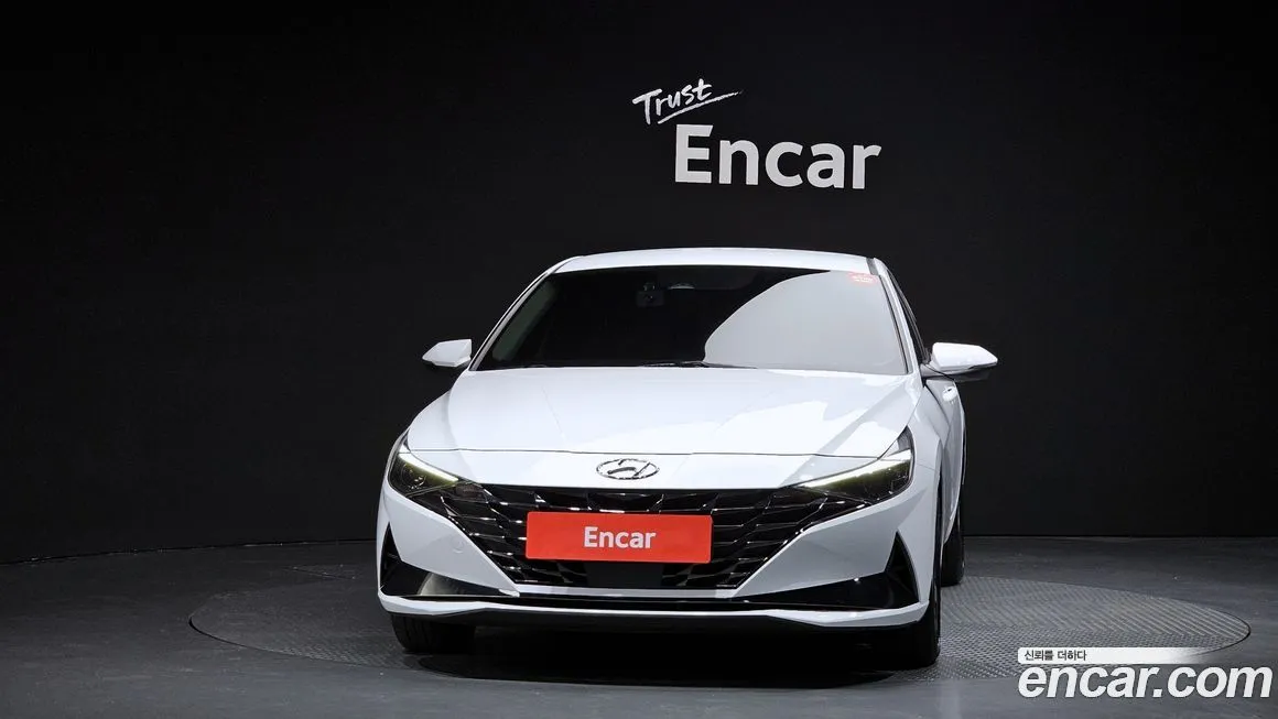 Hyundai AVANTE — фото 3