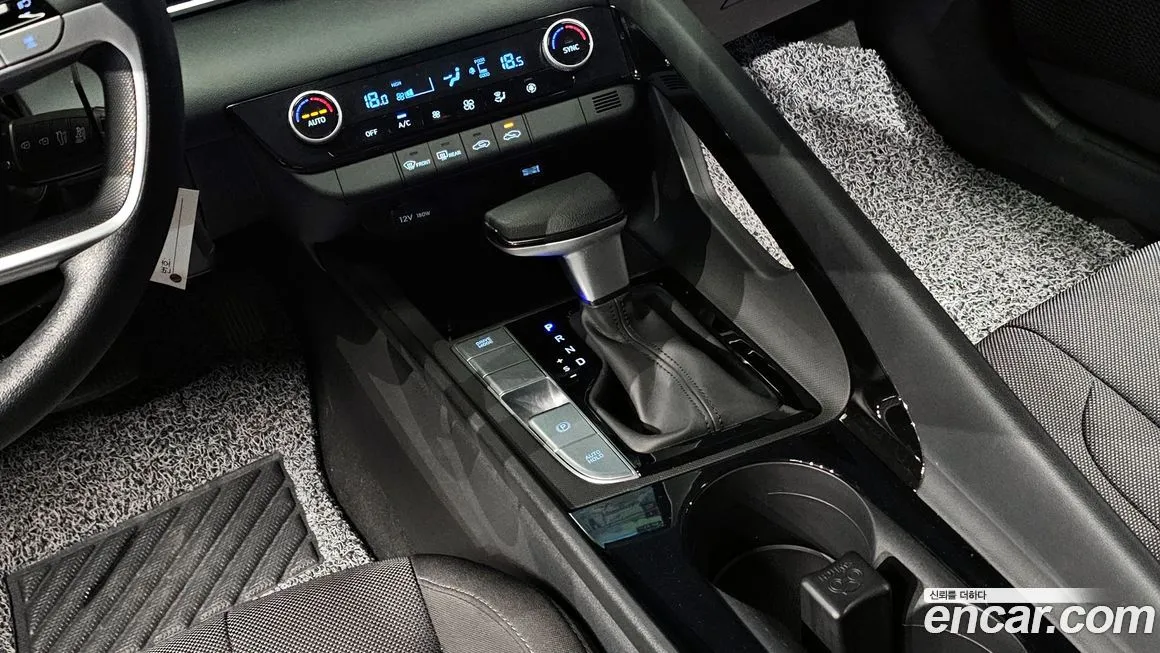 Hyundai AVANTE — фото 9