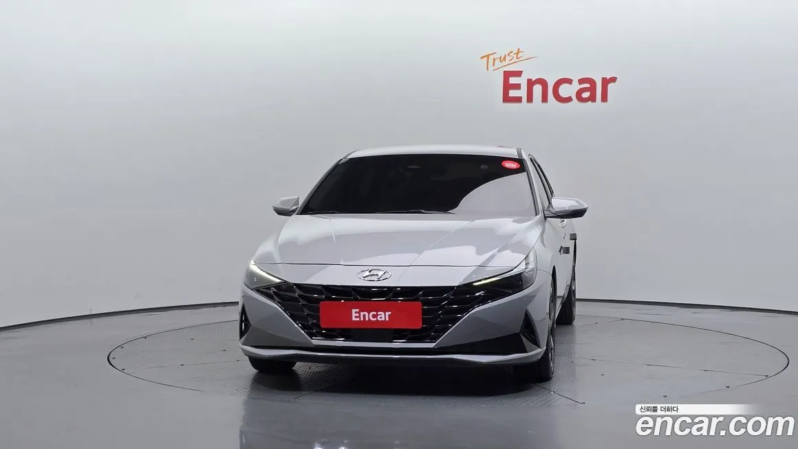 Hyundai AVANTE — фото 3