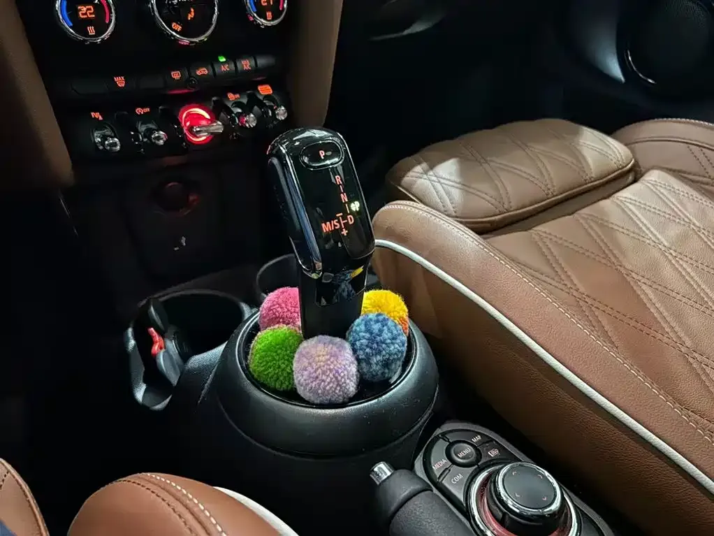 MINI Cooper (3-door) 2021 из CN, фото 2