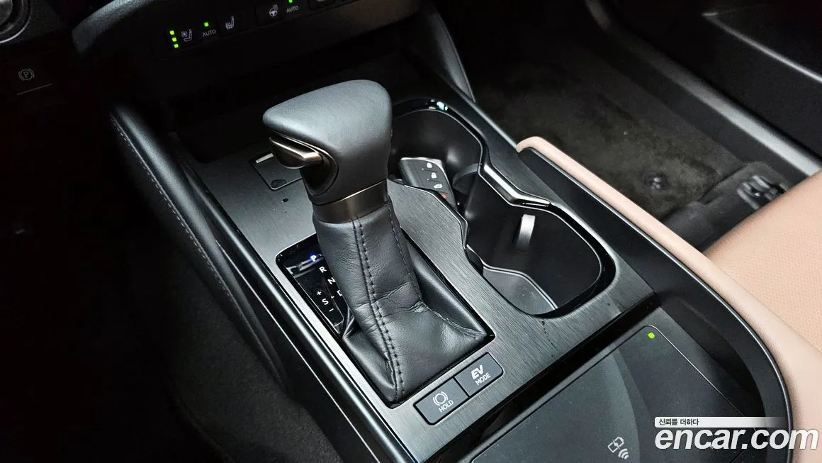 Lexus ES 2025 из KR, фото 9