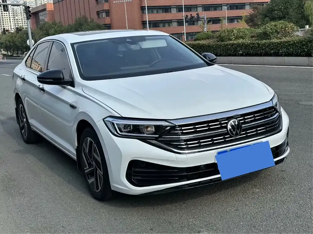 Volkswagen Sagitar 2023 из CN, фото 3