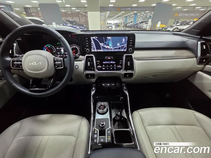 Kia Sorento — фото 7