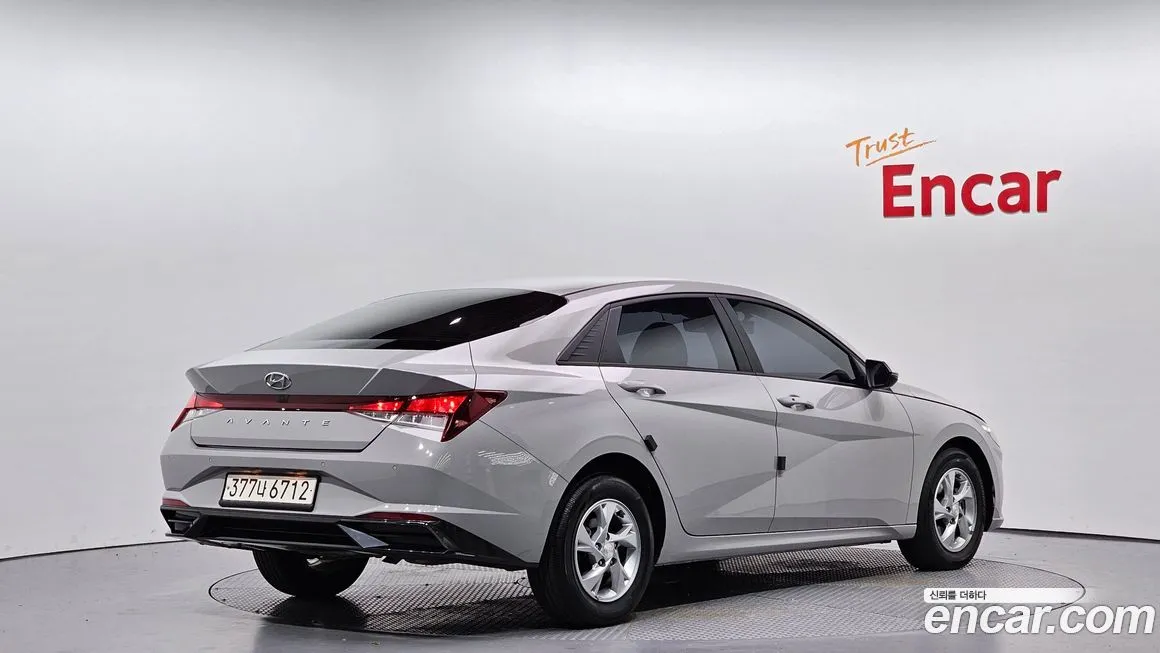 Hyundai AVANTE 2022 из KR, фото 2