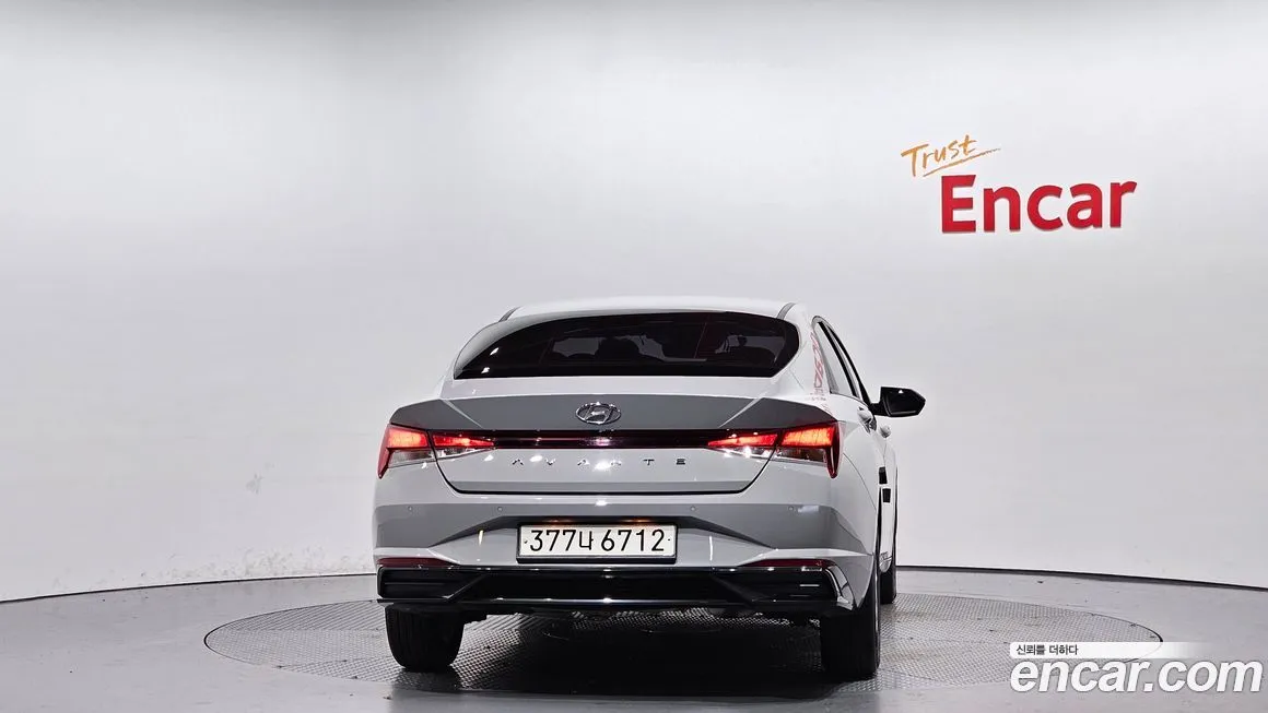 Hyundai AVANTE 2022 из KR, фото 4