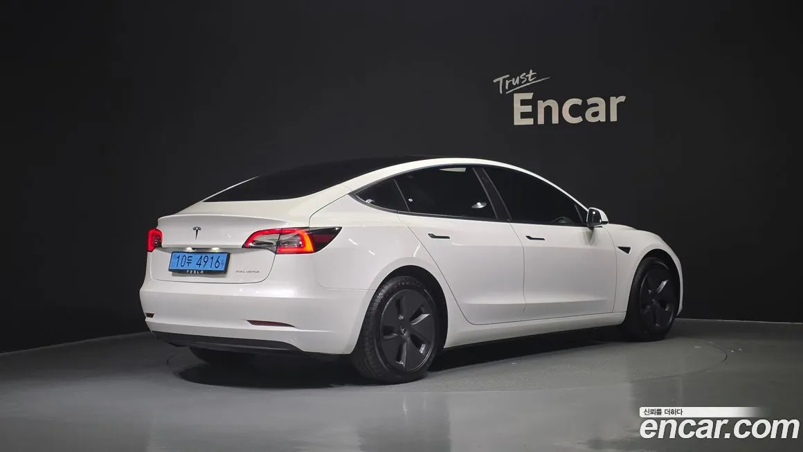 Tesla Model 3 2021 из KR, фото 2
