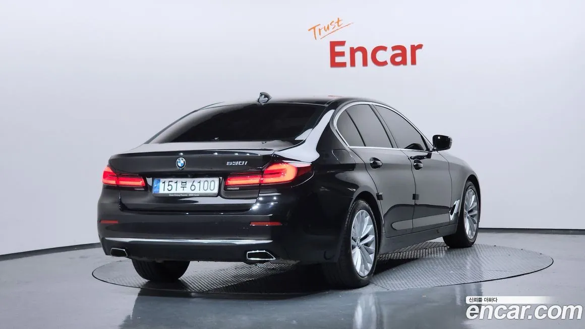 BMW 5-Series 2021 из KR, фото 2