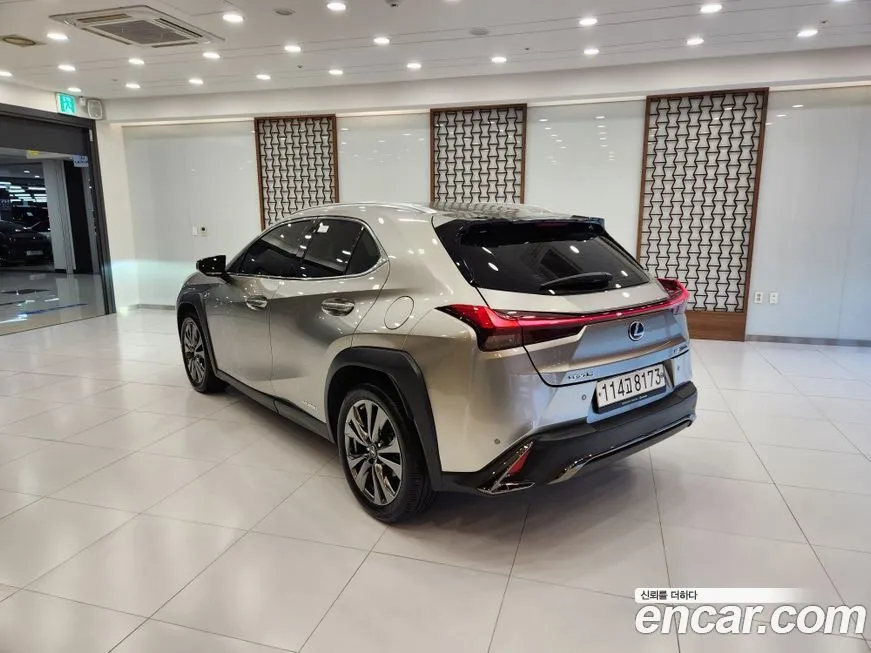 Lexus UX 2022 из KR, фото 2
