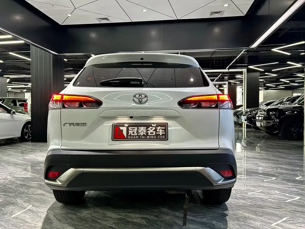 Toyota Frontlander 2022 из CN, фото 6