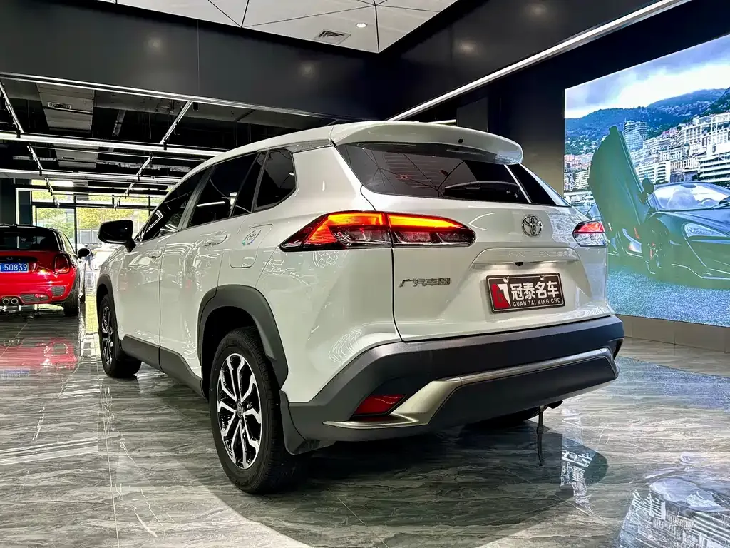 Toyota Frontlander 2022 из CN, фото 7