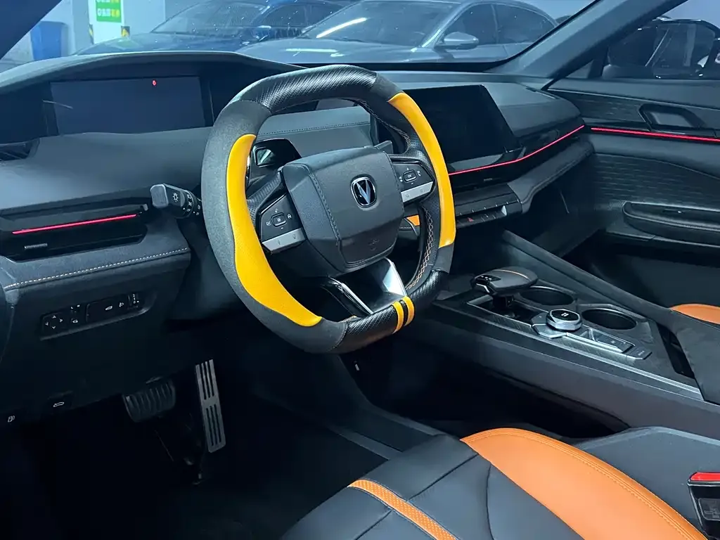 Changan UNI-V 2024 из CN, фото 7
