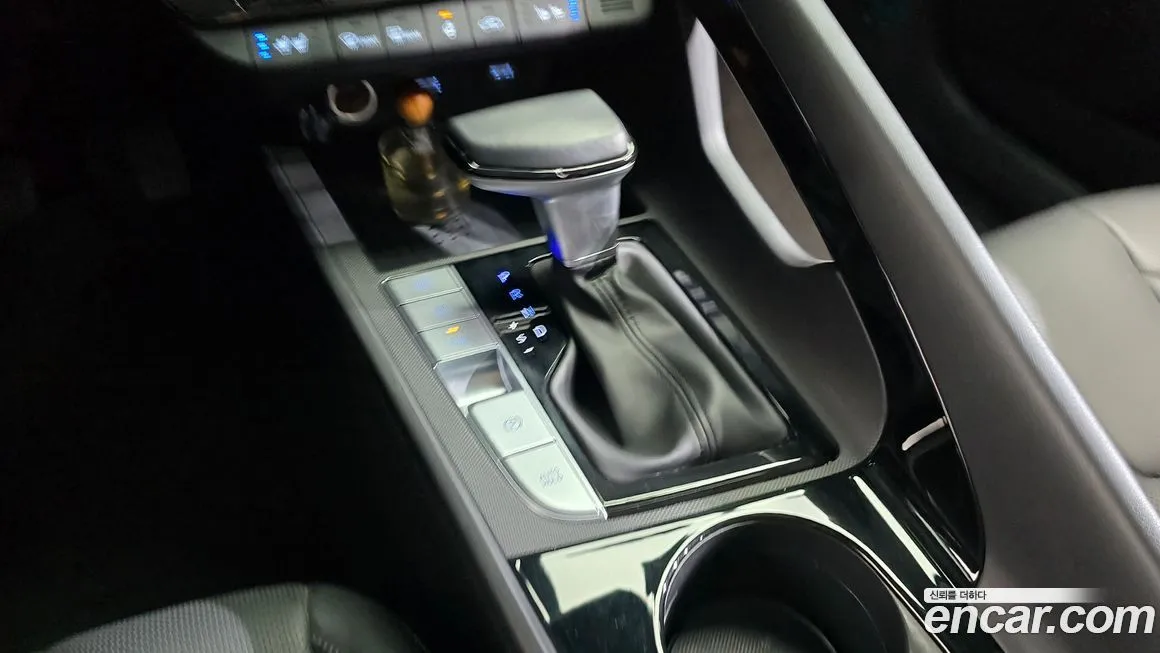 Hyundai AVANTE — фото 9