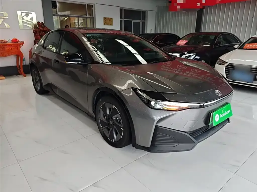 Toyota bZ3 2024 из CN, фото 4