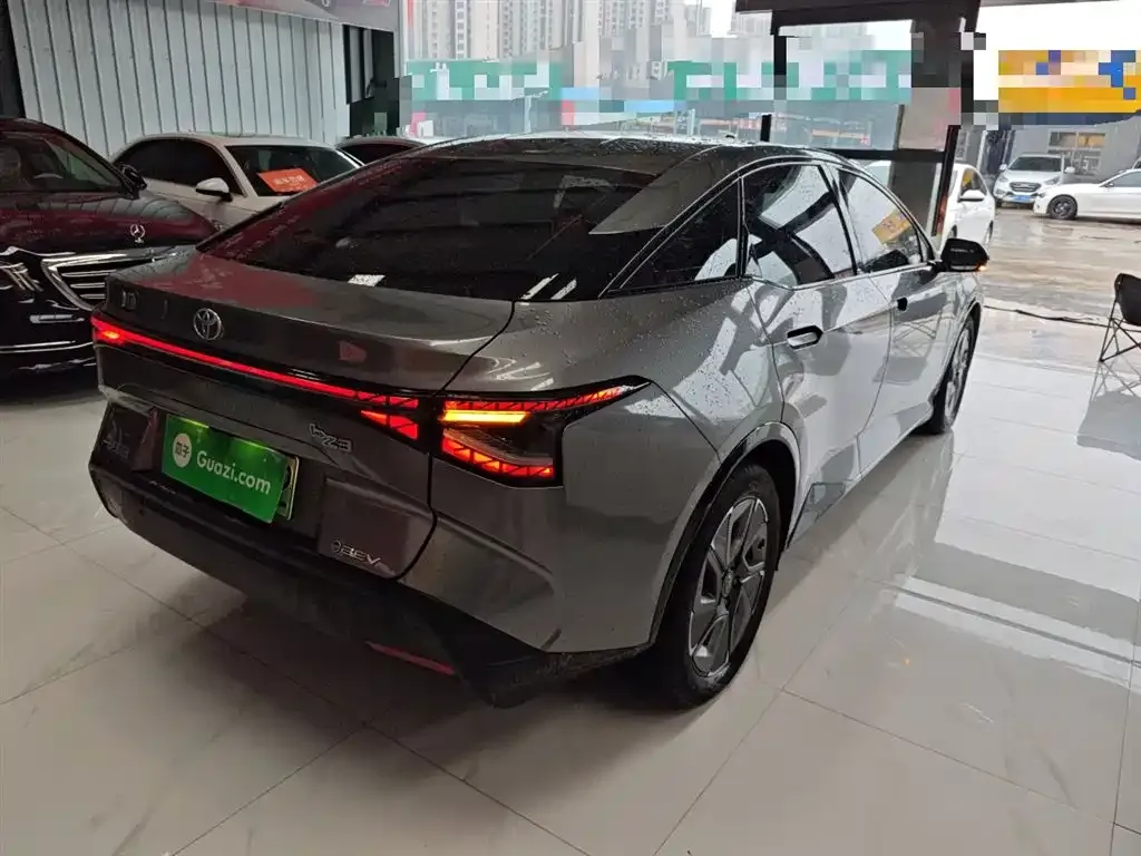 Toyota bZ3 2024 из CN, фото 7