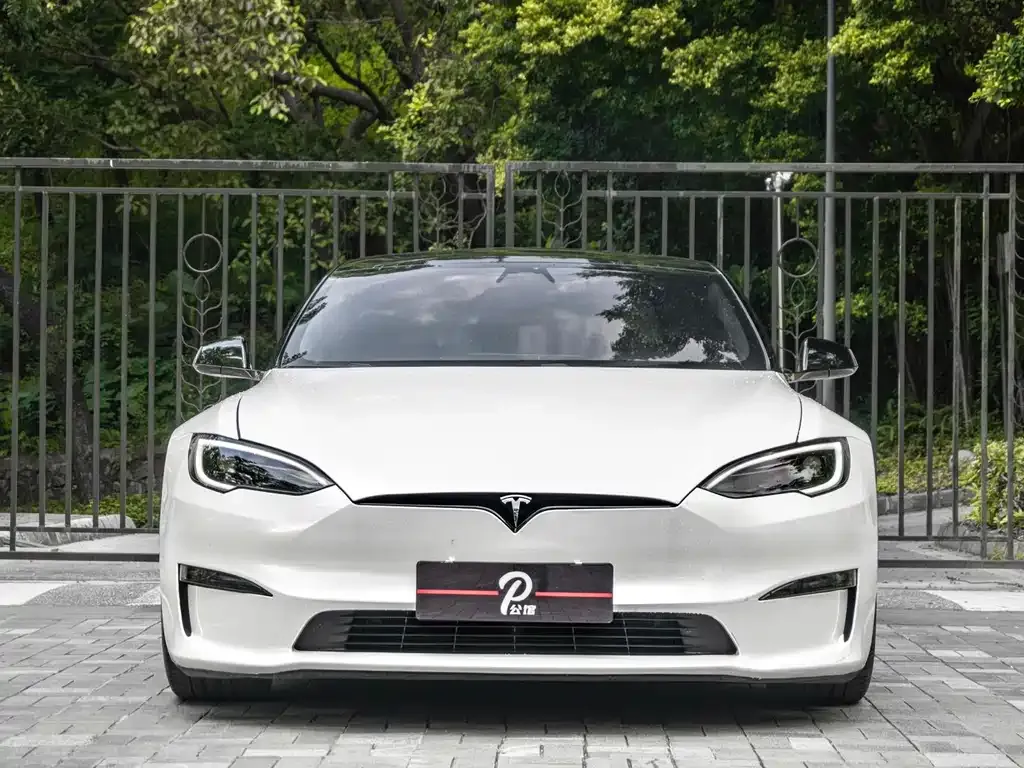 Tesla Model S 2023 из CN, фото 2